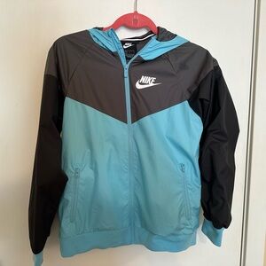 nike windbreaker